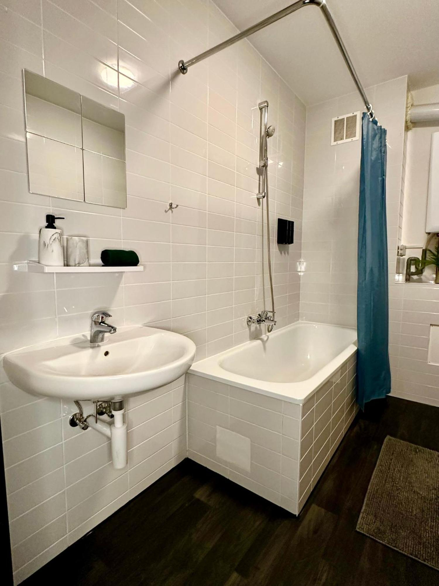 Luxury Suites Stay By Rikas Hotels Antuérpia Exterior foto